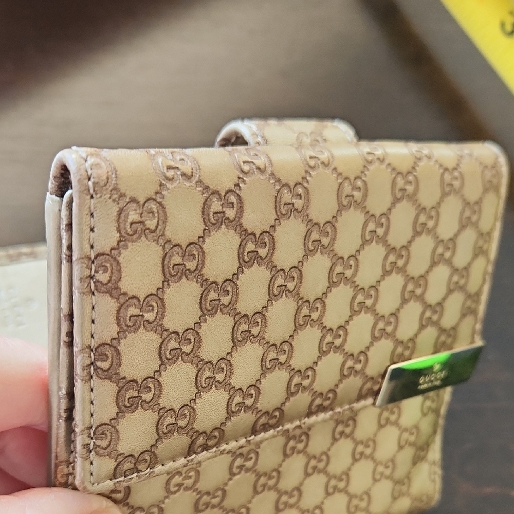 ✨️Gucci Brown Monogram Wallet - Picture 10 of 17